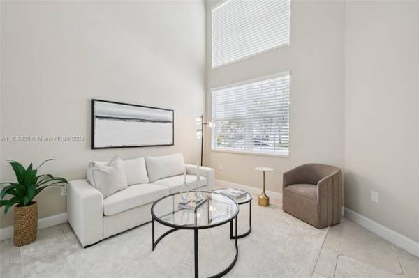 $5,000 / 4br - House for rent 4/3 (Pembroke Pines)63825132072451123
