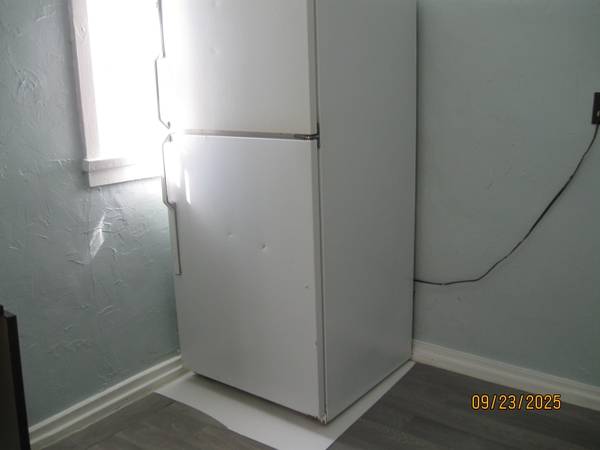 $900 / 1br - 800ft2 - S Salt Lake 1 bedroom apt in duplex (South Salt Lake City)63969197369091124