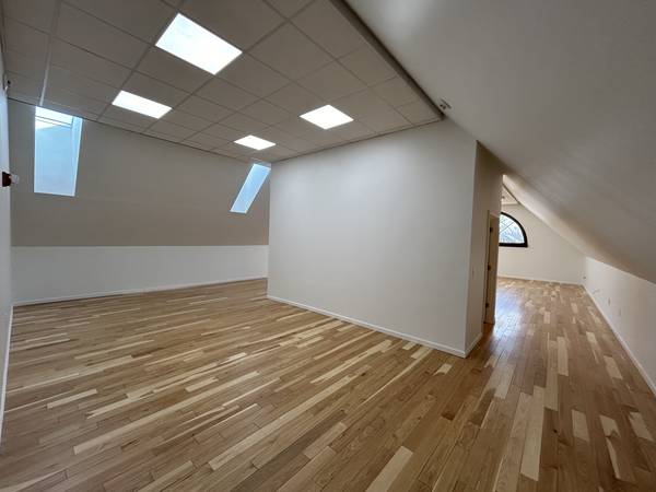 $2,934 / 1542ft2 - 1542 SqFt Professional Office Suite (Syracuse)63982839141635123