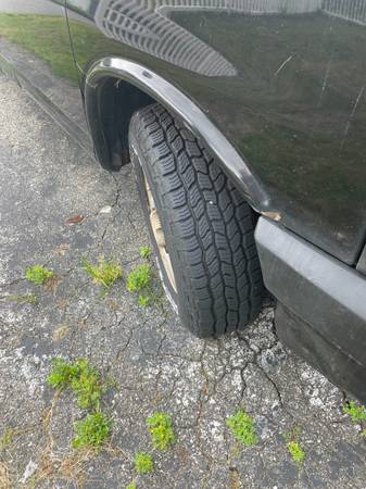 Furgón Chevy Express 2005 - $2,200 (Burlington)63615214290561122