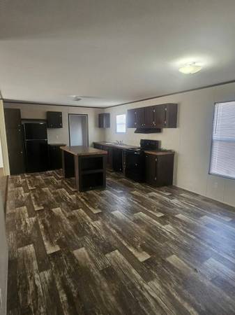 $65,900 / 4br - 2016ft2 - 4 bedroom for sale (Tyler)64037557865474122
