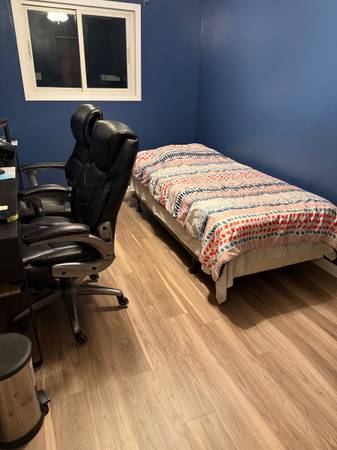 $400 / 3br - Compañera de cuarto (Colorado springs)63658145838465120