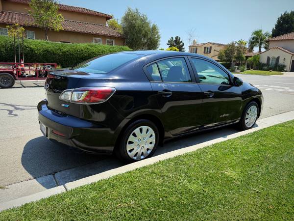 2013 Mazda 3 - $4,500 (San Diego)63440200988035123