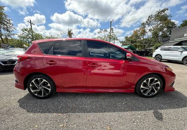 2017 Toyota Corolla Hatchback with ONLY 62k MILES!! WOW!!! - $13,900 (Hollywood)63489461846403123