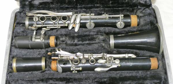 Selmer Bundy 577 clarinet 1