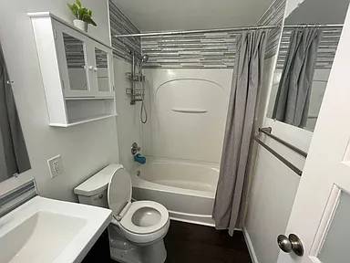 $1,450 / 2br - 1072ft2 - Wonderful 2 bed 1.5 bath Townhouse with great updates (Liverpool, NY)63982982969475123