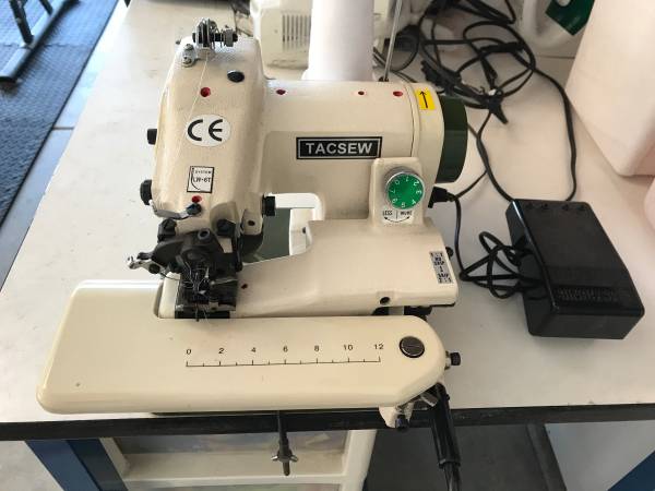 Tacsew T500 Industrial Blindstitch Hem Sewing Machine 1
