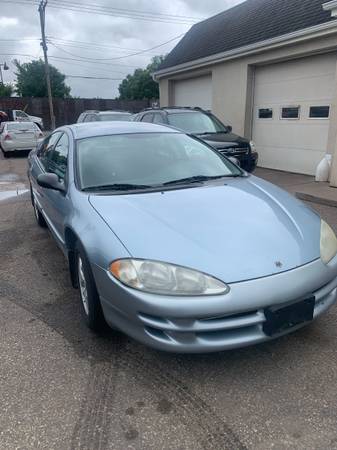 2004 Dodge Intrepid SE - $1,800 (minneapolis)63470776990465121