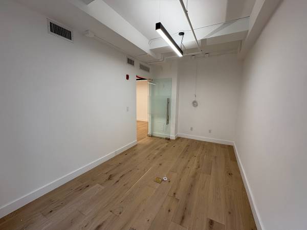 $7,350 / 1216ft2 - Suite #901 - Upper West Side - No fees, No Security Deposits (Upper West Side)63945499870979122
