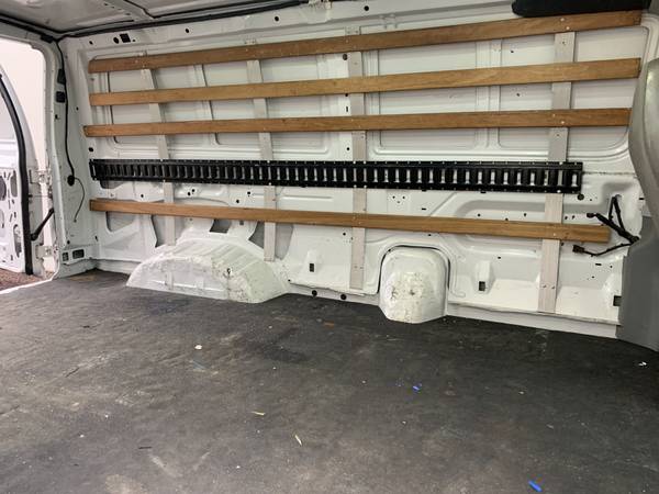 2006 E350 Diesel Cargo Van - $10,500 (Auburn)63623387703937123