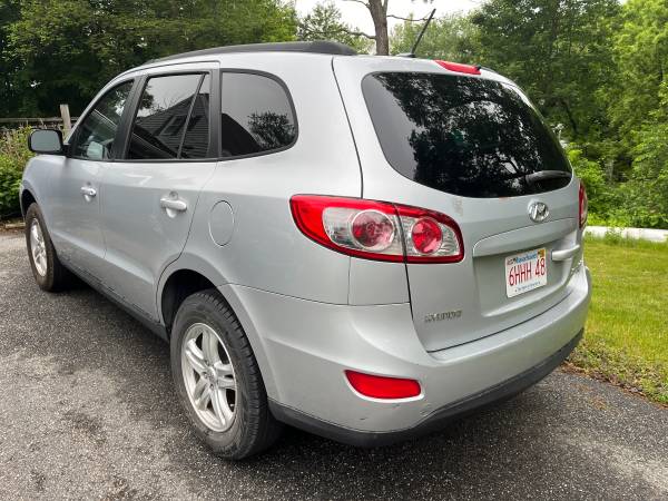 For Sale: 2010 Hyundai Santa Fe GLS PRICE REDUCTION - $2,50063623725537411123