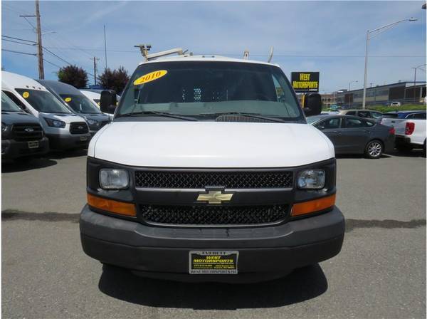 2010 Chevrolet Chevy Express 2500 Cargo Van 3D ESPECIALIZADOS EN CRÉDITOS BUENOS/MALOS. ¡- $6,995 (+ West Motorsports Inc)63617379468163121