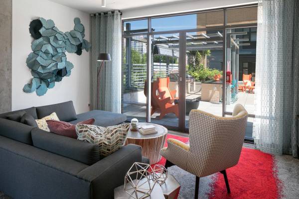 $24,042,404 / 2br - 1200ft2 - Pet-friendly community, Streetcar stop at doorstep, Corner units (Downtown Portland)63831536719363122