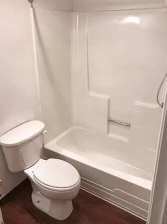 $1,300 / 2br - Laundry Hookup In-Unit & Single-Level Apartments + 2Bed in S Salem (Salem on Browning Ave)63660461246467123