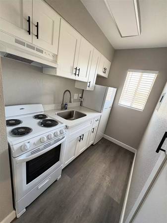 $900 / 466ft2 - ¡La línea de autobuses está cerca en CamelBack Properties! Excelente para quienes viajan (Phoenix - Universidad del Gran Cañón)63623945114115123