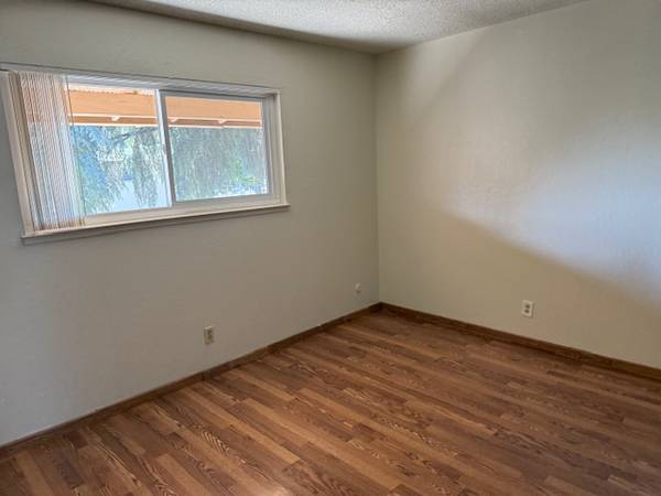 $1,675 / 2br - Central Davis 1/1 y 2/1 (Davis)63900565356674124