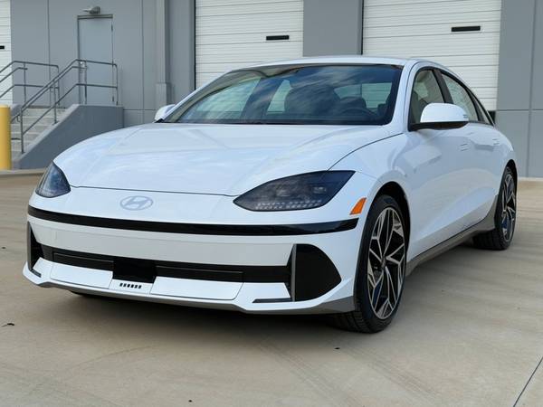 2025 HYUNDAI IONIQ 6 SEL DE LARGO ALCANCE. ¡COCHE NUEVO! - $29,750 (Tampa, FL)63443635116803122