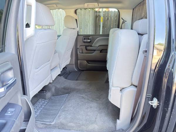 2017 Chevy Silverado 1500 Crew - 00t0t 87tyTpDKl5o 0ak07K 600x450 