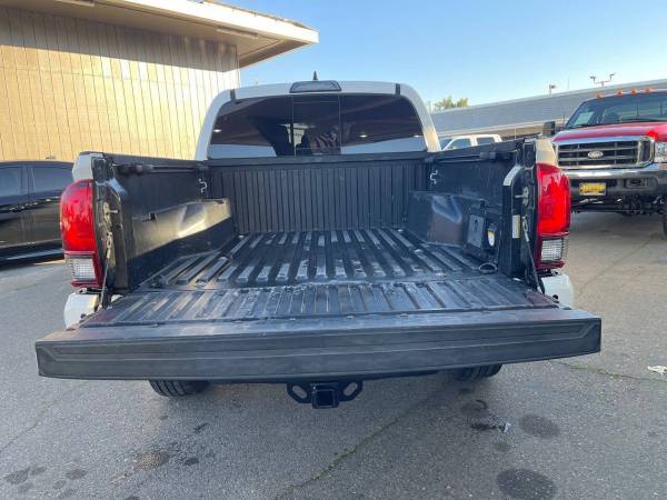2019 Toyota Tacoma 4x4 4WD - Photo 11