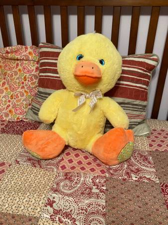 Duck plush toy 1