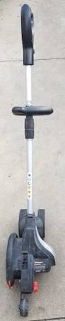 Yard Machines Electric Edger 1