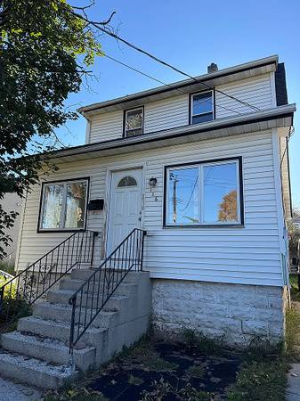 Fully updated 2-bed, 1.5-bath home in the heart of Travis! 1