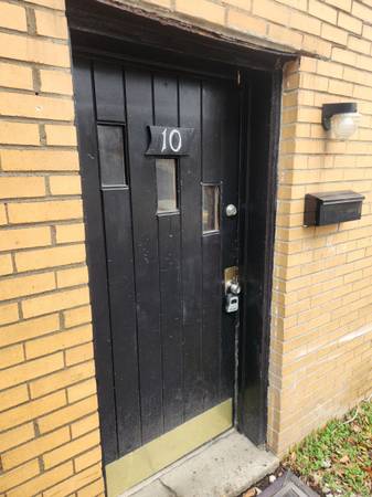 $1,395 / 2br - 987ft2 - FIRST FLOOR!  NO STEPS 2 bedoom renovated section 8 approv no app fee! (Hazelwood)63664544986499120