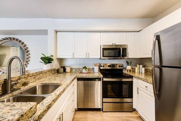$2,764 / 2br - 837ft2 - 2bd 1ba, Carport Parking, In-Home Washer & Dryer (3500 Windrift Way, Oceanside, CA)63657092349953124
