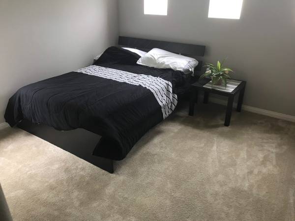 $1,100 / 1br - Furnished Room for Rent in Luxury Home close to Ventura Beach (Ventura)63668270999425120