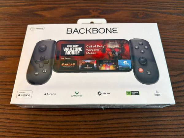 Backbone One 2nd Gen Game Controller for iPhone Lightning 1