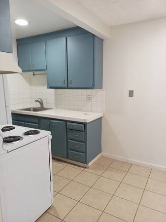 $1,995 / 2br - 880ft2 - 2 bedroom 1.5 bath Townhome (vallejo / benicia)63938629437827120
