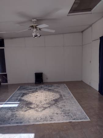 $750 / 300ft2 - Spacious room for rent 10/1 (Rancho Penasquitos)63621351855235121