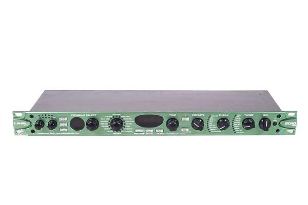 LINE 6 ECHO PRO Delay rack unit 2000s 1