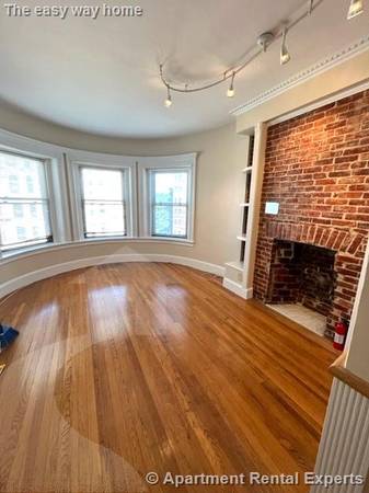 $2,725 / 1br - --- Sun Filled 1 Bed -- 5 Mins to the T -- Heat Incl - October 15th (Central Sq.)63699196406401120