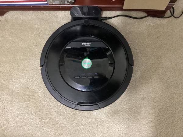 IROBOT ROOMBA - $35 (STATHAM)62931764226563121