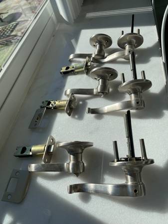 Door levers or door knobs- brushed nickel, w/locks & no lock 1