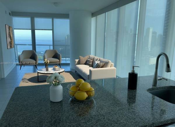 $5,350 / 2br - 1315ft2 - Magnificent 2bd Condo in Marina Blue, Miami (Miami)64049280483459121