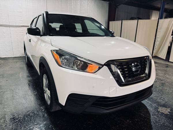 2020 Nissan Kicks S - $12,900 (2121 n stoughton rd madison wi 53704)63625030310145122