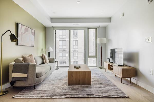 $2995.00 / 1br - 658ft2 - Vivre 1 Bedroom 1 Bath in Logan Circle 40563843416403201120