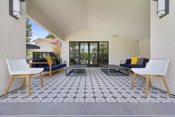 $1,755 / 1br - 818ft2 - This place will feel like home! 1 bed, 1 bath available! 818 Sq Ft! (Fresno - Cascades)63873104773251124