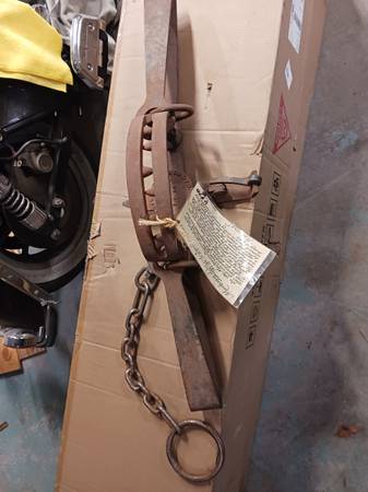 Antique Bear Trap 1