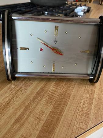 Vintage Mid Century 1970’s Clock - $55 (San Marcos)63471474016131122