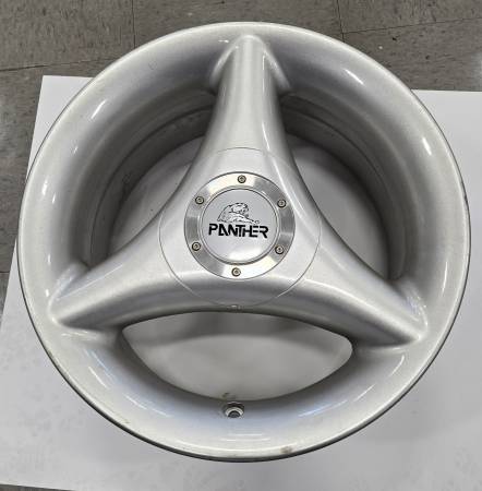 15" Panther Silver Wheel 1