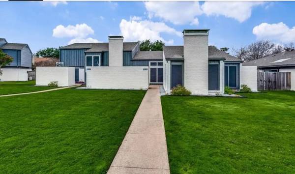 $2545.00 / 3br - 1961ft2 - Charming 3 Bed, 2.5 Bath Home in Richardson, TX - Available 10/2 - $2563796477177601120