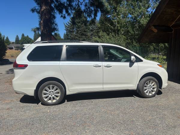 Toyota Sienna AWD - lifted minivan camper! - $16,800 (Leavenworth)63442590302721121