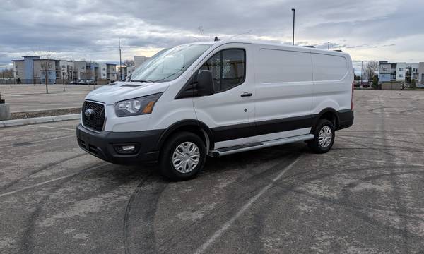 2024 Ford Transit 250 - Photo 3