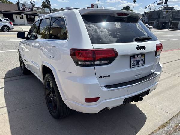 2015 Jeep Grand Cherokee Altitude - $9,98863470893060737123