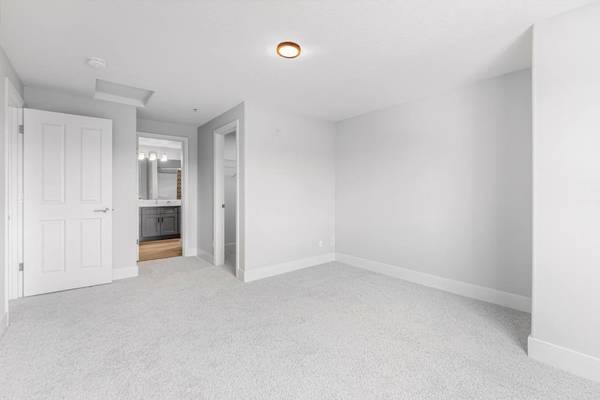 $1,756 / 1br - 694ft2 - Onsite Management, Detached Garages Available, 1/bd 1/ba (11785 NW Timberview Ln, Portland, OR)63914854978818122