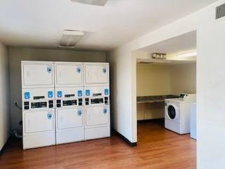 Microwave, Golf Courses Close By, Gym 1