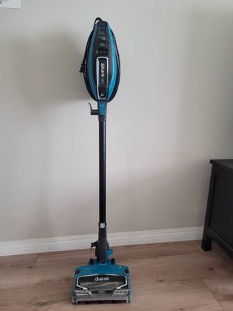 Shark APEX DuoClean with No Hari Wrap Stick Vacuum 1